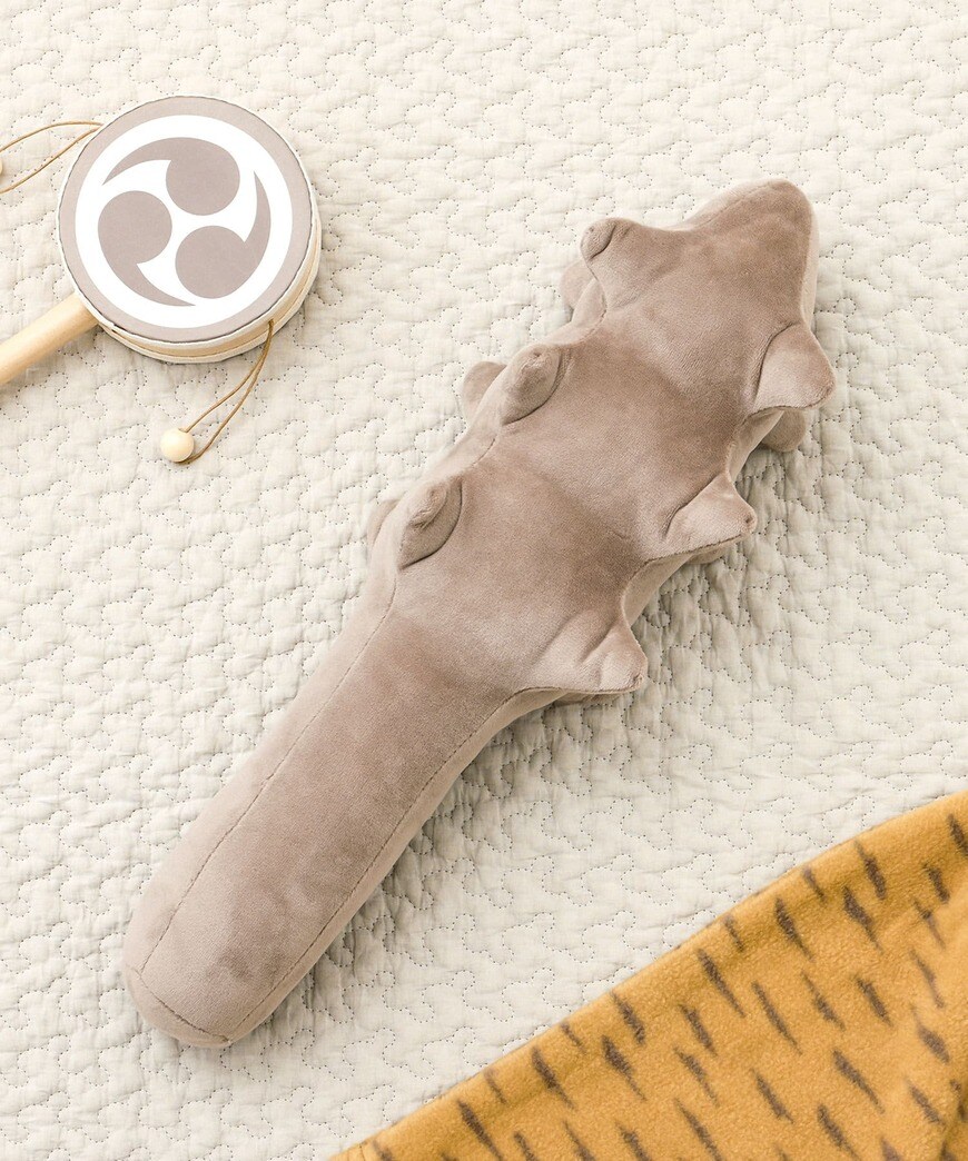 くすみカラーがおしゃれ。つい手に取りたくなる鬼の棍棒です（出所：3COINS公式 鬼のこん棒）