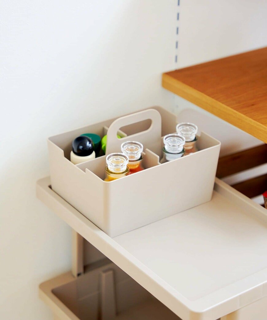 出所：3COINS公式　デスクトートミニ