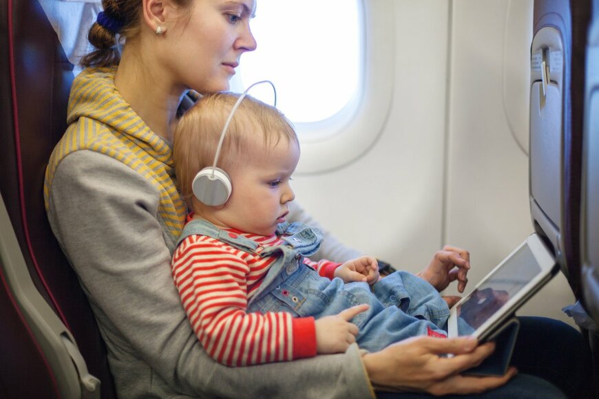 「子連れ電車・飛行機」には幼児向け雑誌が助かる！帰省・旅行の「困った」解決法