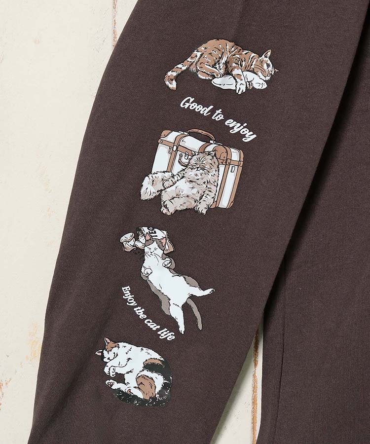 ブルーブルーエ公式　ネコ袖プリントロンT