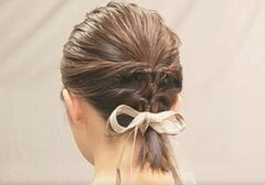 【ヘアゴム4本結ぶだけ】短めボブでもOKの簡単「お呼ばれヘアアレンジ」 “結婚式参列時にもおすすめ”大人の上品まとめ髪
