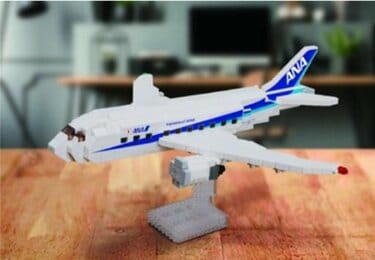 ANAで知育×高コスパ】3300円で手に入る「ANA」飛行機の本格ナノ