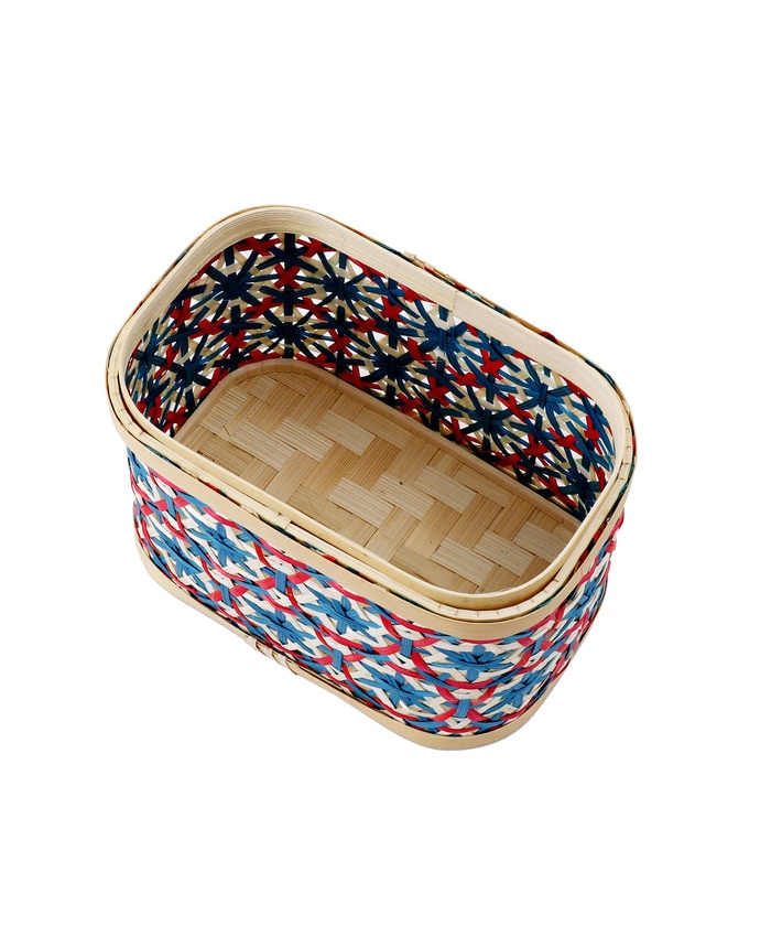 竹の素材と色づかいから、異国の情緒あふれるデザインとしてインテリアのアクセントに