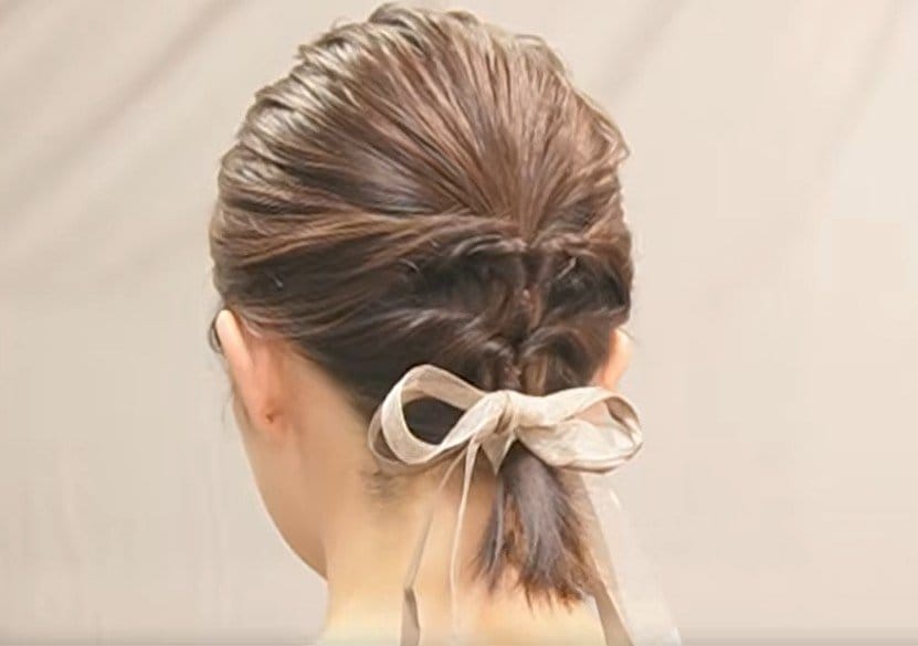 【ヘアゴム4本結ぶだけ】短めボブでもOKの簡単「お呼ばれヘアアレンジ」　“結婚式参列時にもおすすめ”大人の上品まとめ髪
