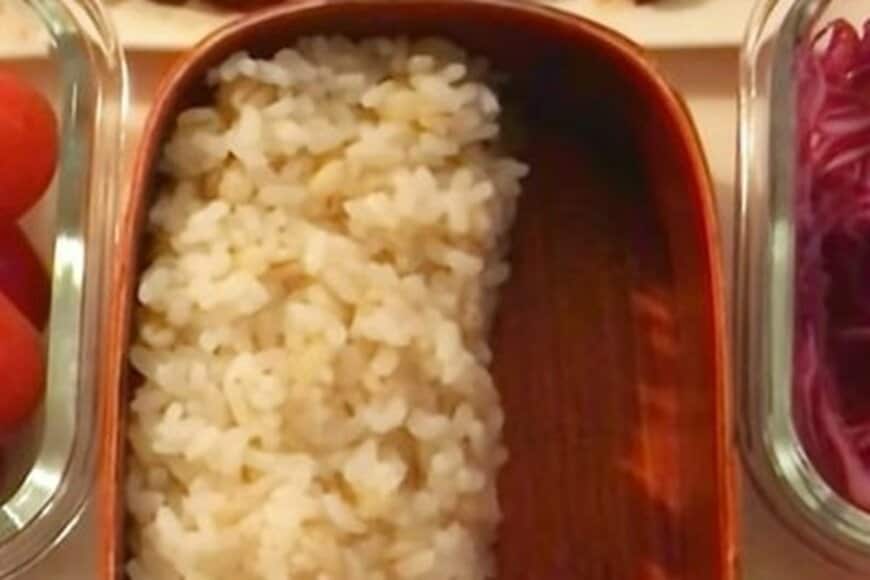 母が「高校生の娘」のために作る豪華弁当に思わず二度見　豪華すぎる一品に「彩りがきれいで美味しそう」