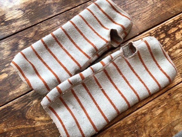 『もちはだ』のアームウォーマー（筆者撮影、画像クリックで公式HPへジャンプします）