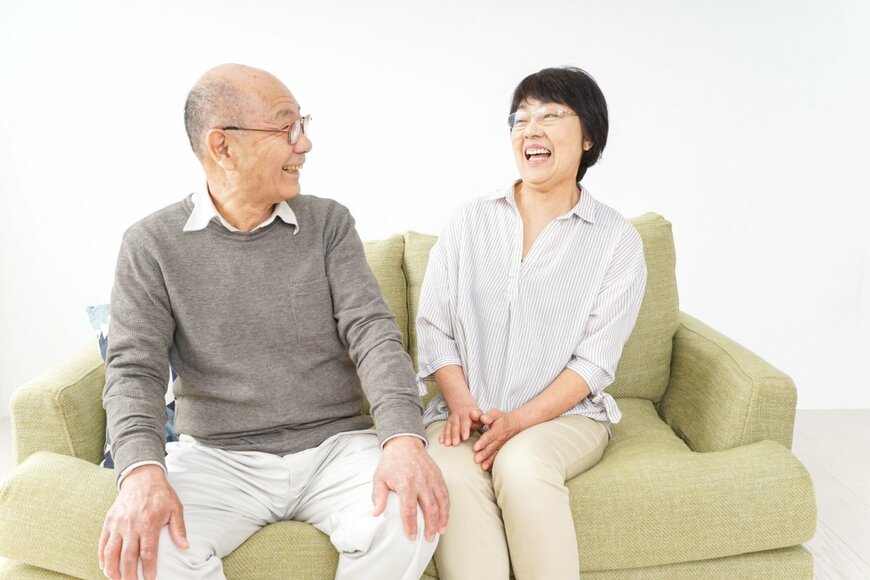 65歳以上「無職の夫婦世帯」貯蓄平均は2359万円。収支は？今年こそお金周りを整える！