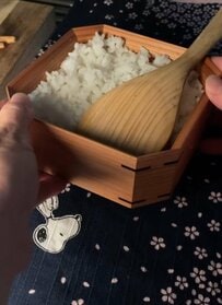 香ばしい「鮭」がどーん！50代母が子どもに作る〈愛情弁当〉が素敵！可愛いおかずもたっぷり