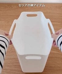 ごちゃつく小物をスッキリ整理。セリア「ハンドル付ソフトライナーケース」を使った収納術。家中どこでも使いやすく、空間に統一感が生まれる実用的な片付けアイデア