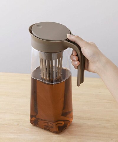 3COINS公式 ストレーナー付きピッチャー:2.1L/KITINTO