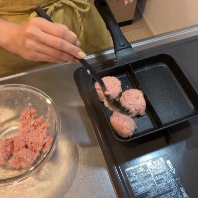 作り置きなしで30分で作る【豚マヨハンバーグ弁当】　焦がしたマヨの風味がたまらない「愛情たっぷり＆ボリューム満点」の愛妻弁当に注目