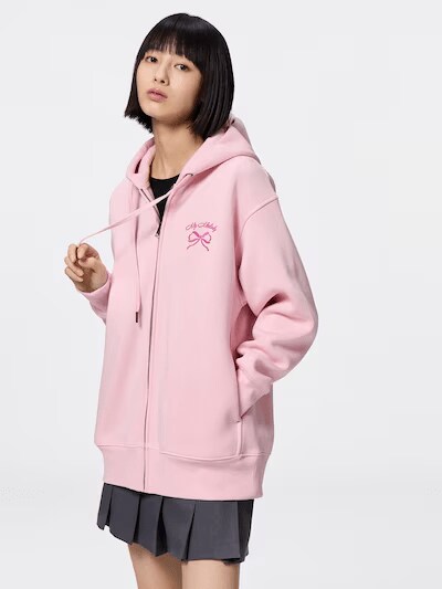 サイズはXSから3XLまで7サイズを展開