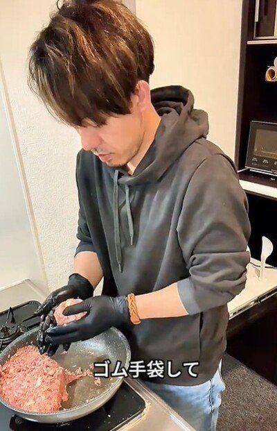「弁当箱にピッタリフィットするハンバーグ」シングル父が作る「手作りハンバーグ弁当」が見ているだけで幸せ