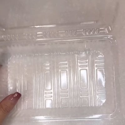 【女子高生弁当】周りに詰まった色とりどりのおかずが魅力!綺麗な木の葉型の「オムライス弁当」が話題