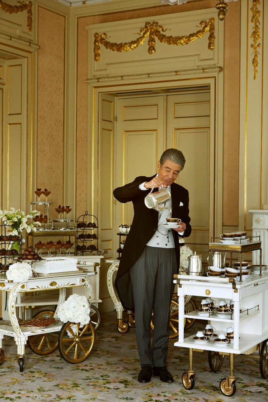 出所：株式会社リクルート「舘 ひろしが『ゼクシィ』で理想の結婚式を形に 舘流ダンディズム健在！ 私服コーデで74歳の花婿姿を披露」 