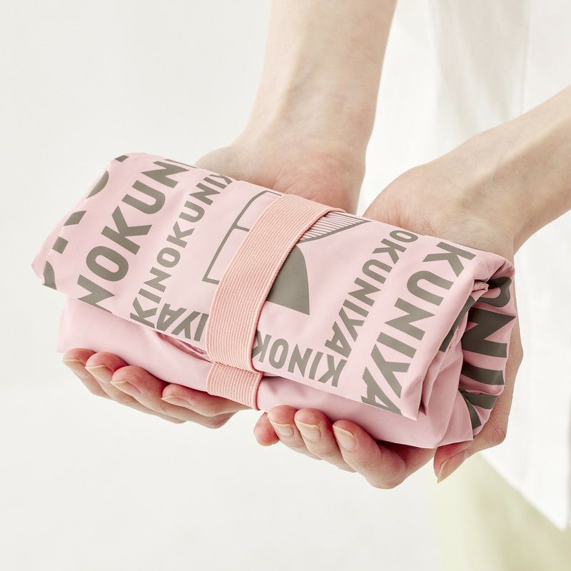 付属のゴムで簡単かつコンパクトにまとめられる