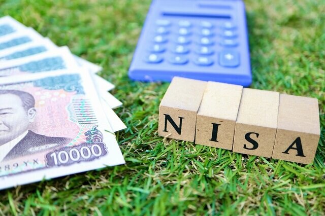 【新NISA】15年サボらず積立＋15年ほったらかしで「元本は何倍に？」つみたて投資枠フル活用！シミュレーション結果を見てみよう