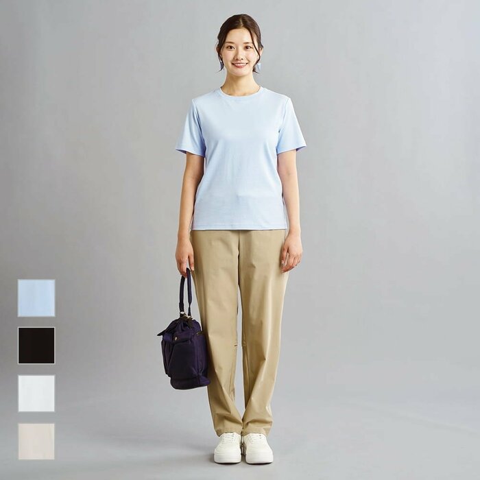 程よいゆとりがありつつも、決してダボつかない絶妙なサイズ感