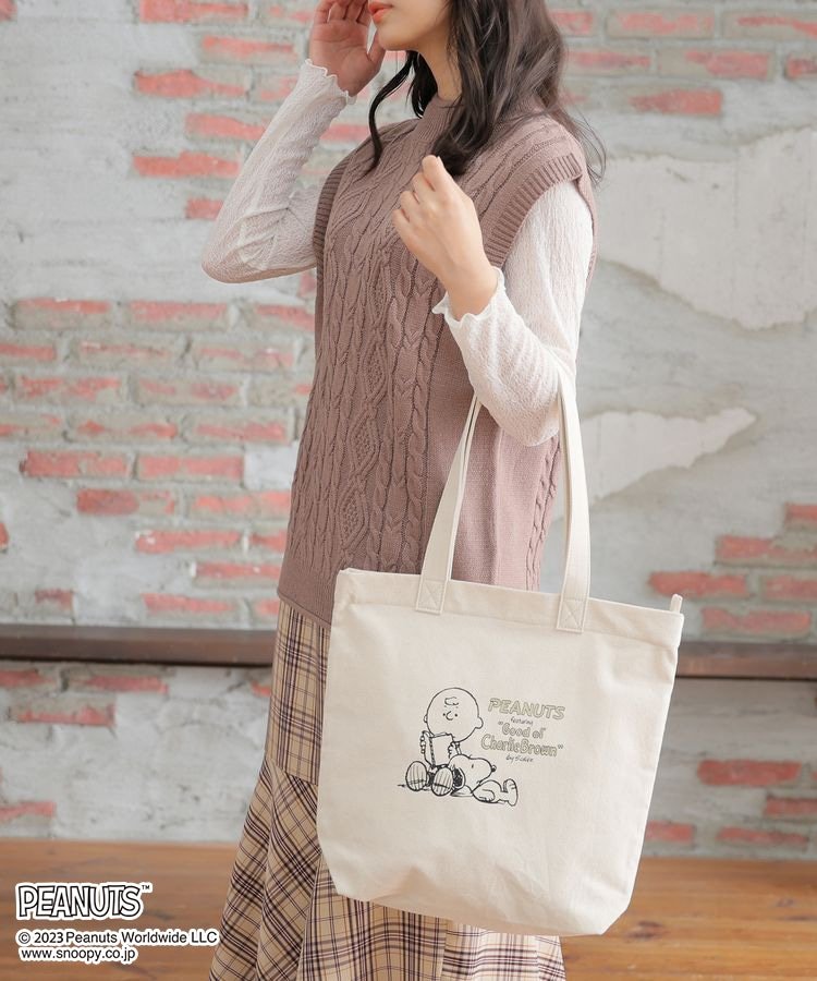 出所：ハニーズ公式通販 スヌーピー／トート