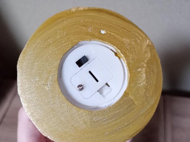 出所：筆者撮影（ダイソー、LEDスノーボール（ホワイト））