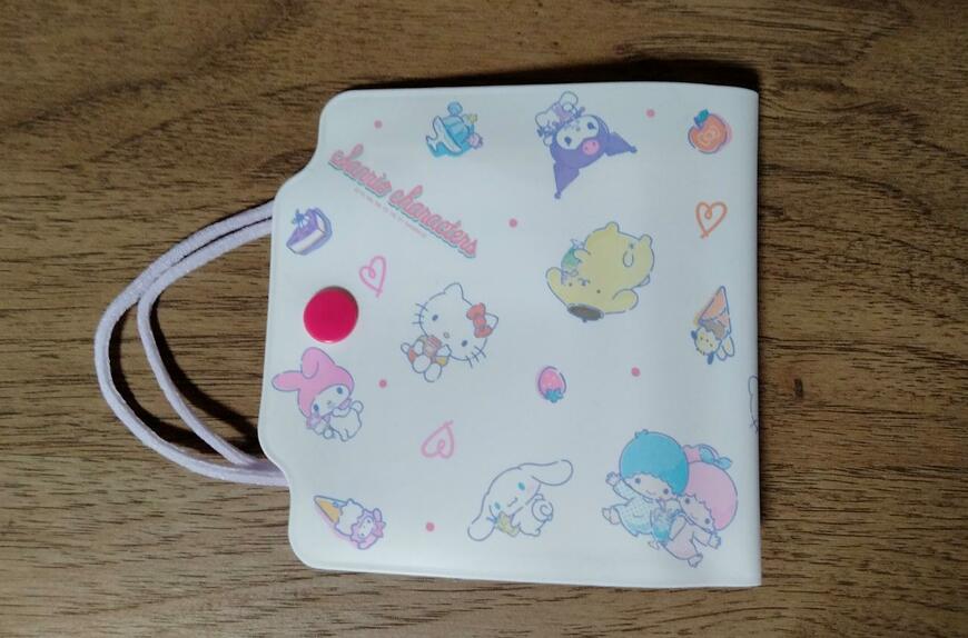 筆者撮影（セリア、仮置きマスクケース M/X フレーバー）