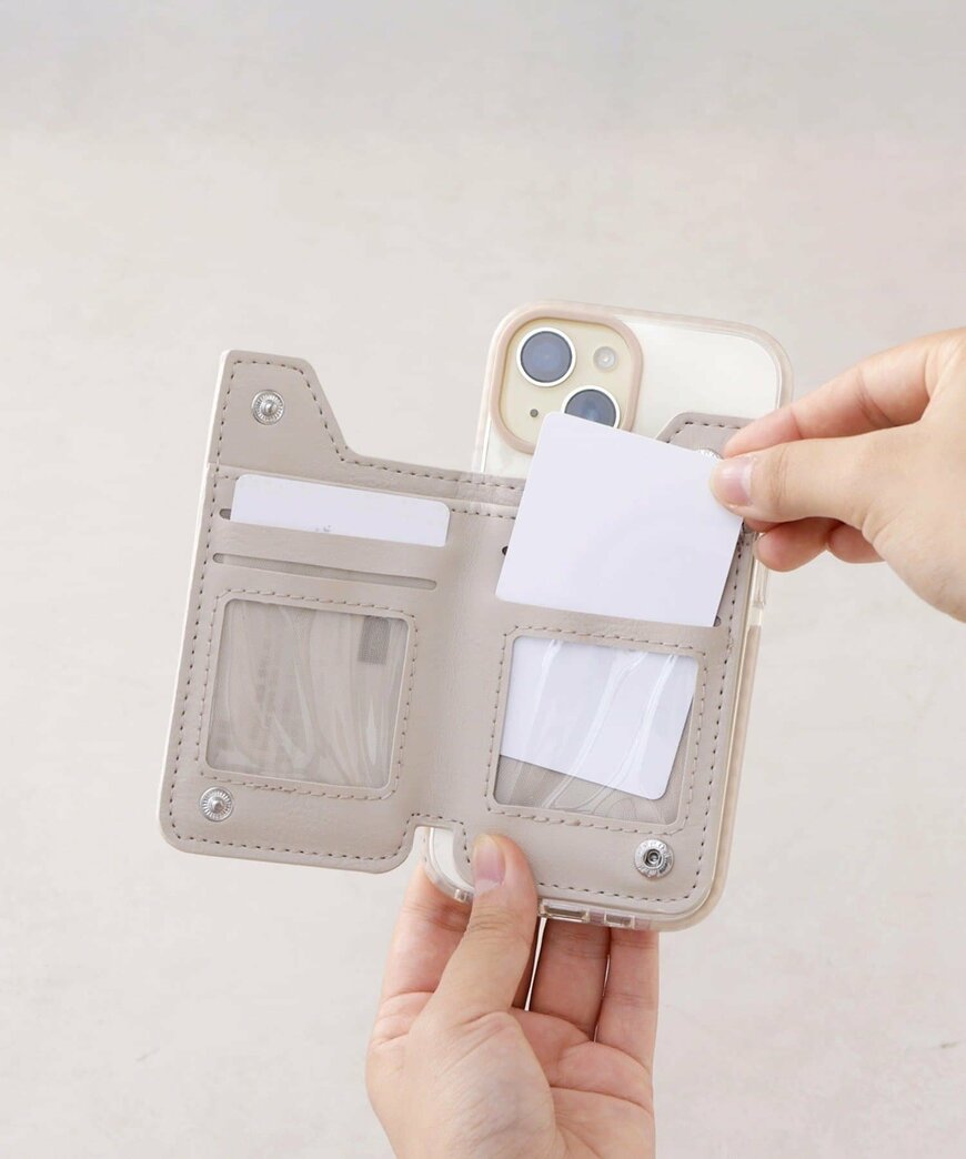 出所：3COINS公式　スマホ用カードホルダー