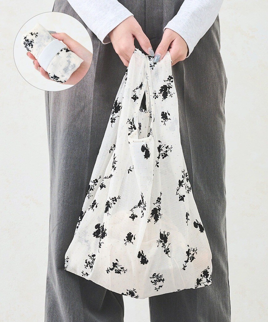 出所：3COINS公式　ラインストーンエコバッグ