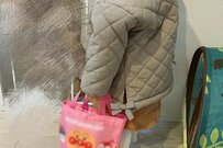 1歳児が「初めて自分で選んだバッグ」の中身にほっこり癒される