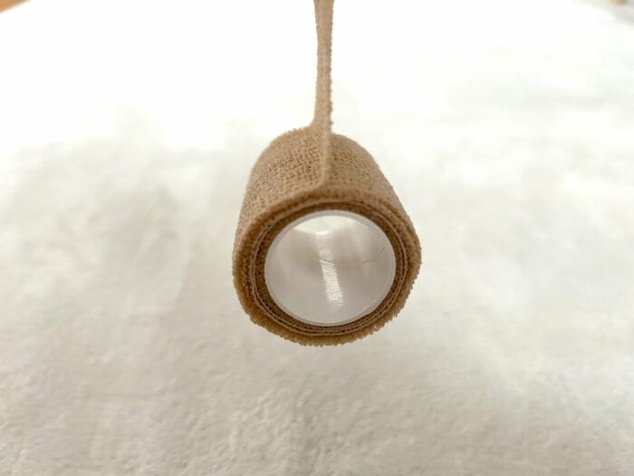 写真のように手を放してもピタッとくっついています