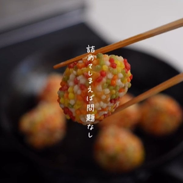 【朝ラクわっぱ弁当】寝る前に準備する「あられナゲット弁当」綺麗に入れる詰めワザに「参考にしてます」の声