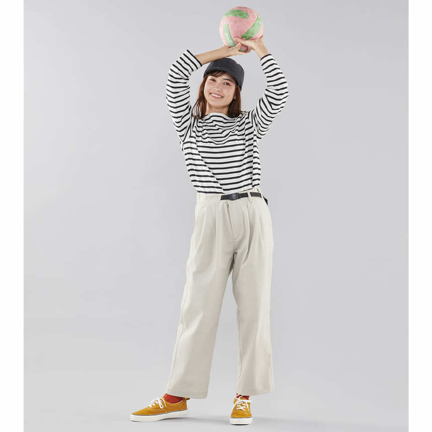 出所：ワークマン公式オンラインストア レディースストレッチグルカパンツ