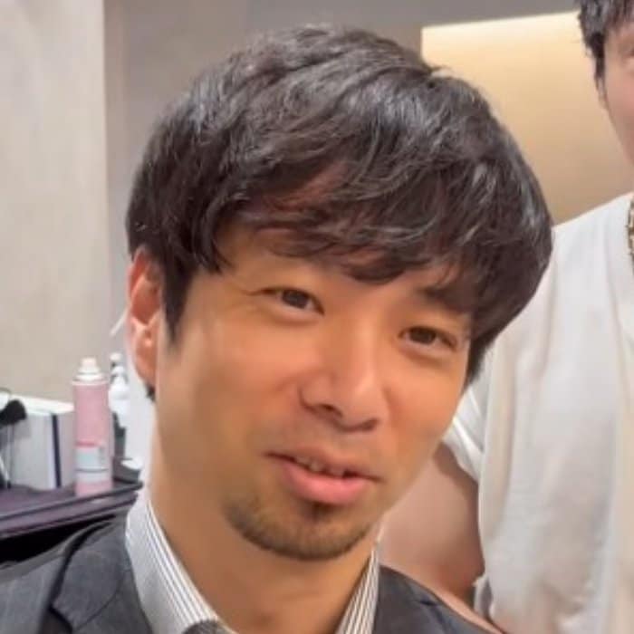 「キノコみたいな髪型」の男性がお任せヘアで印象チェンジ！「カッコ良くなった」と反響