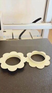 3Dプリンターで作る「花形のペーパースプールアダプター」が可愛い！無料ツールだけで無機質な既製品が可愛いオリジナルデザインに