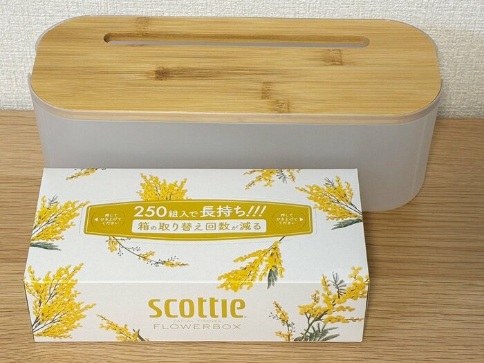 デスクや棚に置いても邪魔にならない大きさ