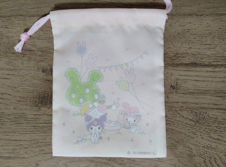 筆者撮影（セリア、ミニ巾着 M/X スプリングガーデン）