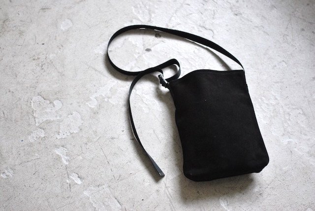 ニール (nl) - dan / ダン サコッシュ ¥15,120（税込）