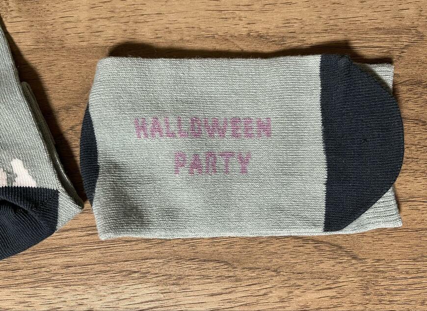 セリア、キッズショートクルー丈ソックス かかとハロウィン柄