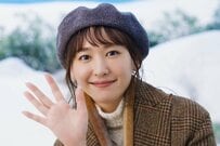 新垣結衣　ベレー帽かぶってもぐもぐ「かわいすぎて苦しい」