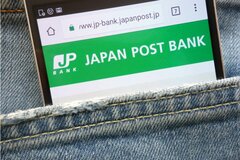 【ゆうちょ銀行（7182）】5％超の急反発……2ケタ増収増益の最新決算+年間チャートもチェック！（2026年5月18日）