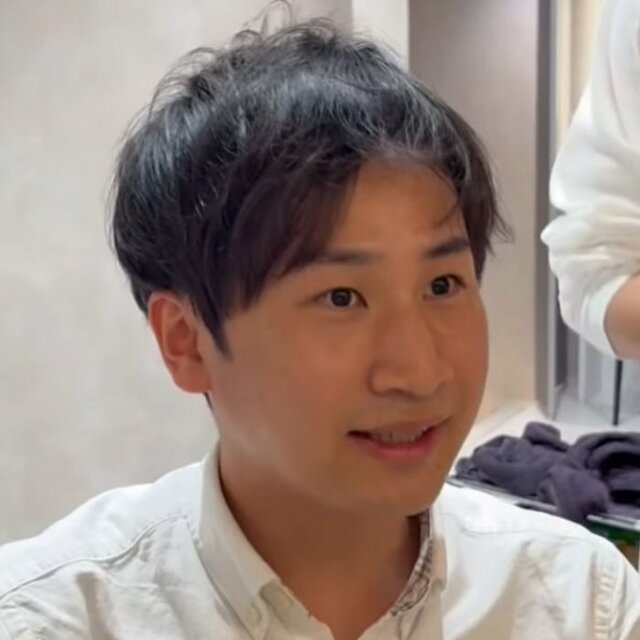 おでこ周りの薄さが気になる男性が＜お任せヘア＞でさわやかな短髪にスタイルチェンジ