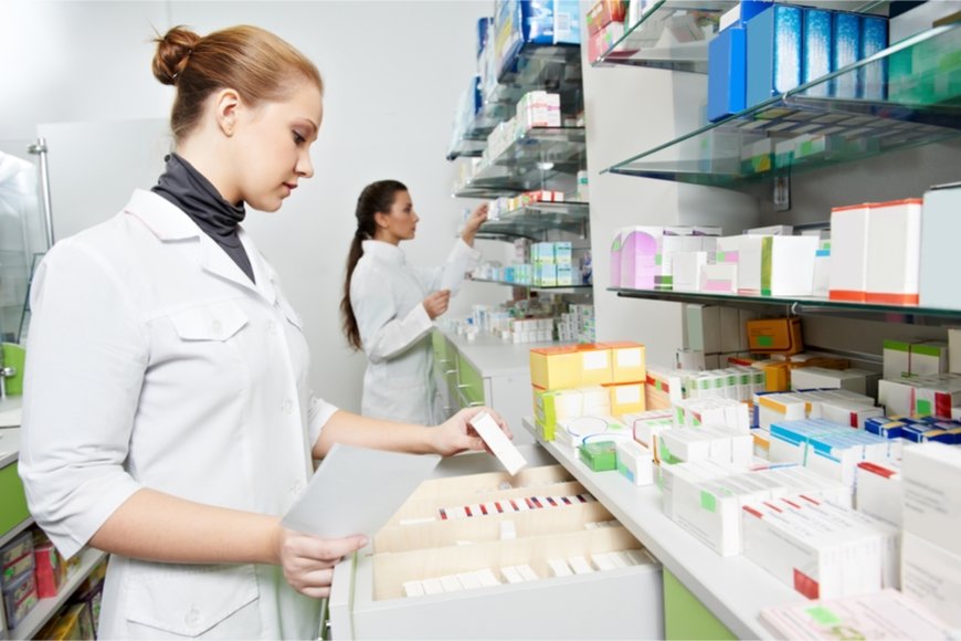 女性の薬剤師の給料はどのくらいか