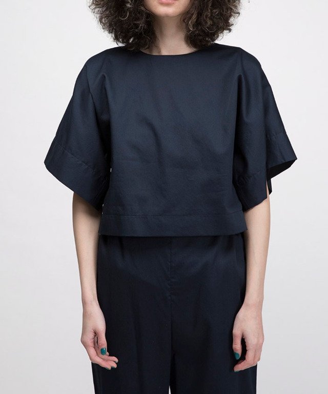 Black Crane - Petal Top in Dk.Navy ¥14,256（税込）