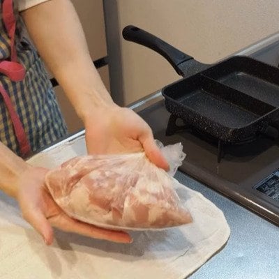 漬け時間わずか5分！妻が夫に作る【だし唐揚げ弁当】二度揚げしてカラっとジューシー＆美味しそうな唐揚げに注目