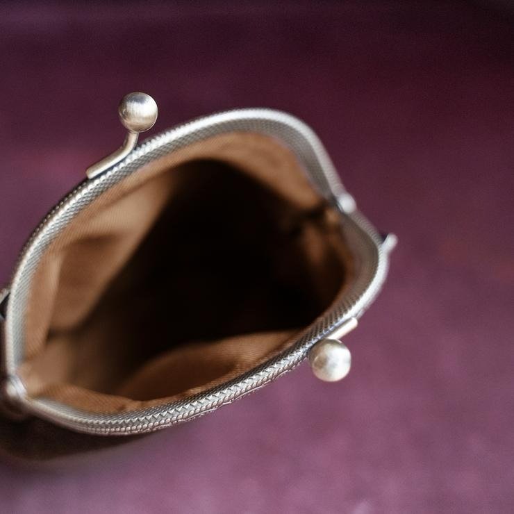 出所：しまむら公式　ミニがま口ポシェット （クラロリくる実）