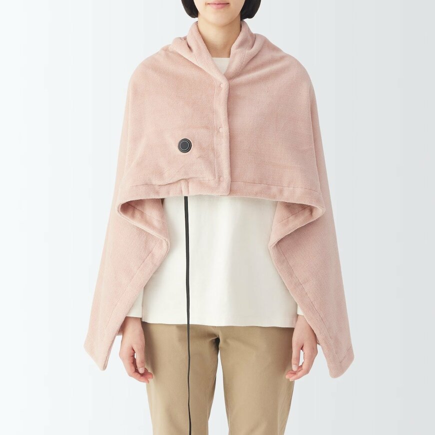 出所：無印良品公式　洗えるUSBブランケット