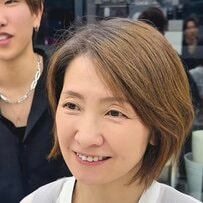 「白髪が気になって…」2年前から白髪が増えてきた女性　白髪ぼかしに挑戦した衝撃の結果…