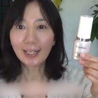 「塗りやすい」40代50代が注目の「マキアージュ新作ファンデ」を従来品と比較！現役イメージコンサルタントの正直レビュー