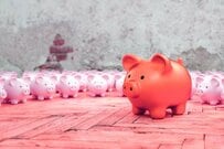 貯蓄4000万円以上の世帯は全体の15.2%。平均年収837万円でも「年収と貯蓄は比例しない」現実