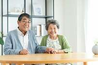 入院患者の「50%超」が75歳以上！来月8月から変わる高額療養費制度！新たに導入「年間上限」とは？