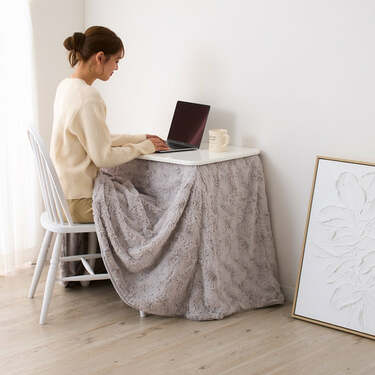 猫脚がとても可愛い」Francfranc【こたつデスク】がおしゃれ！椅子に